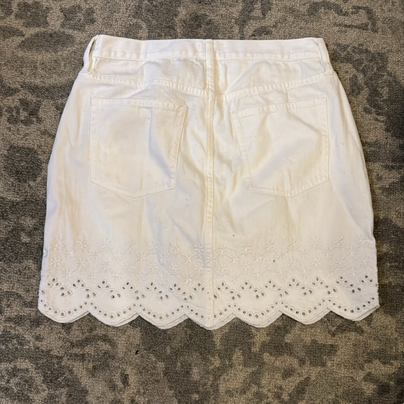 NWT J Crew Eyelet Denim Skirt Size 28 - Picture 2 of 2